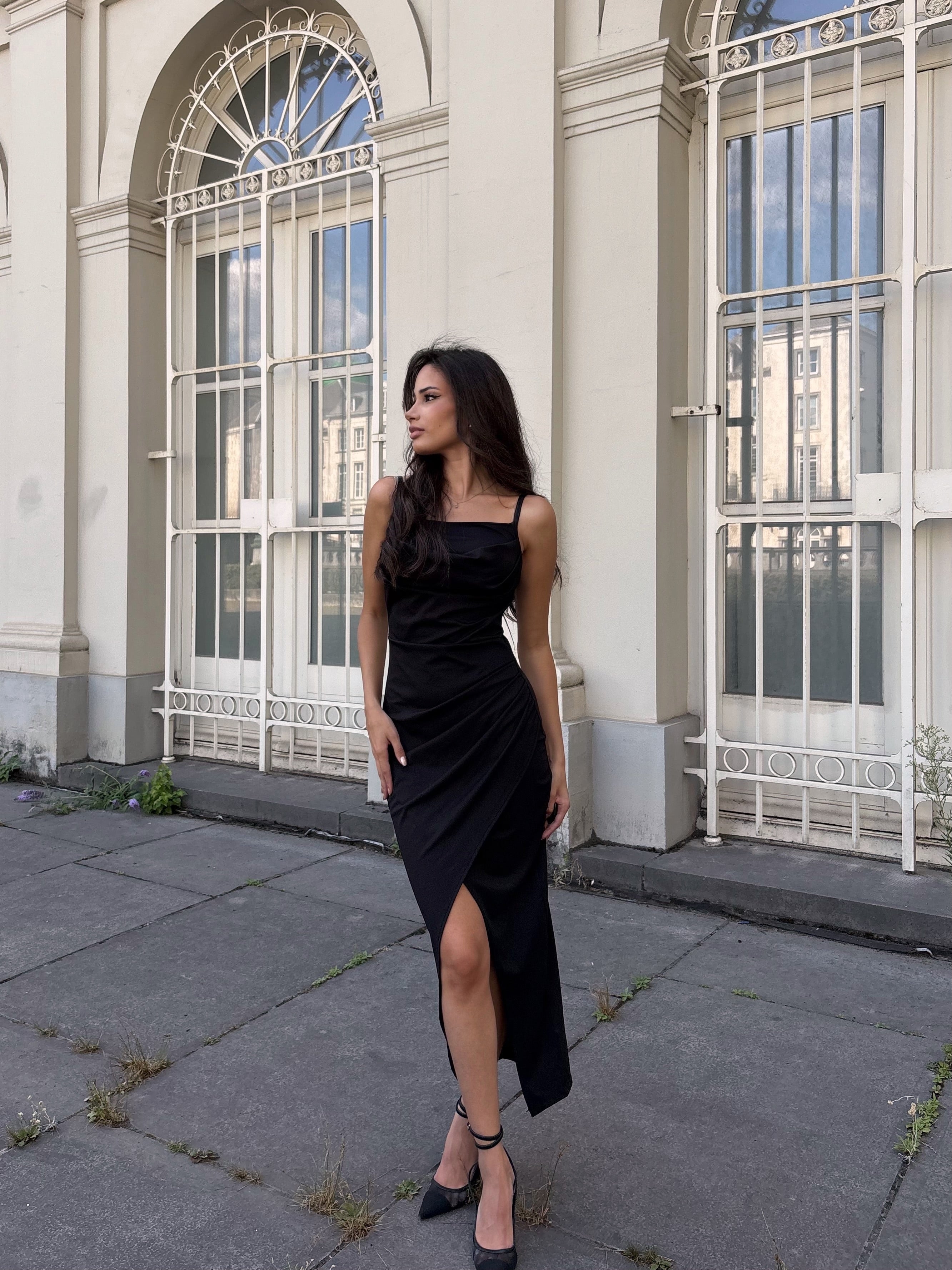 Robe silhouette noire